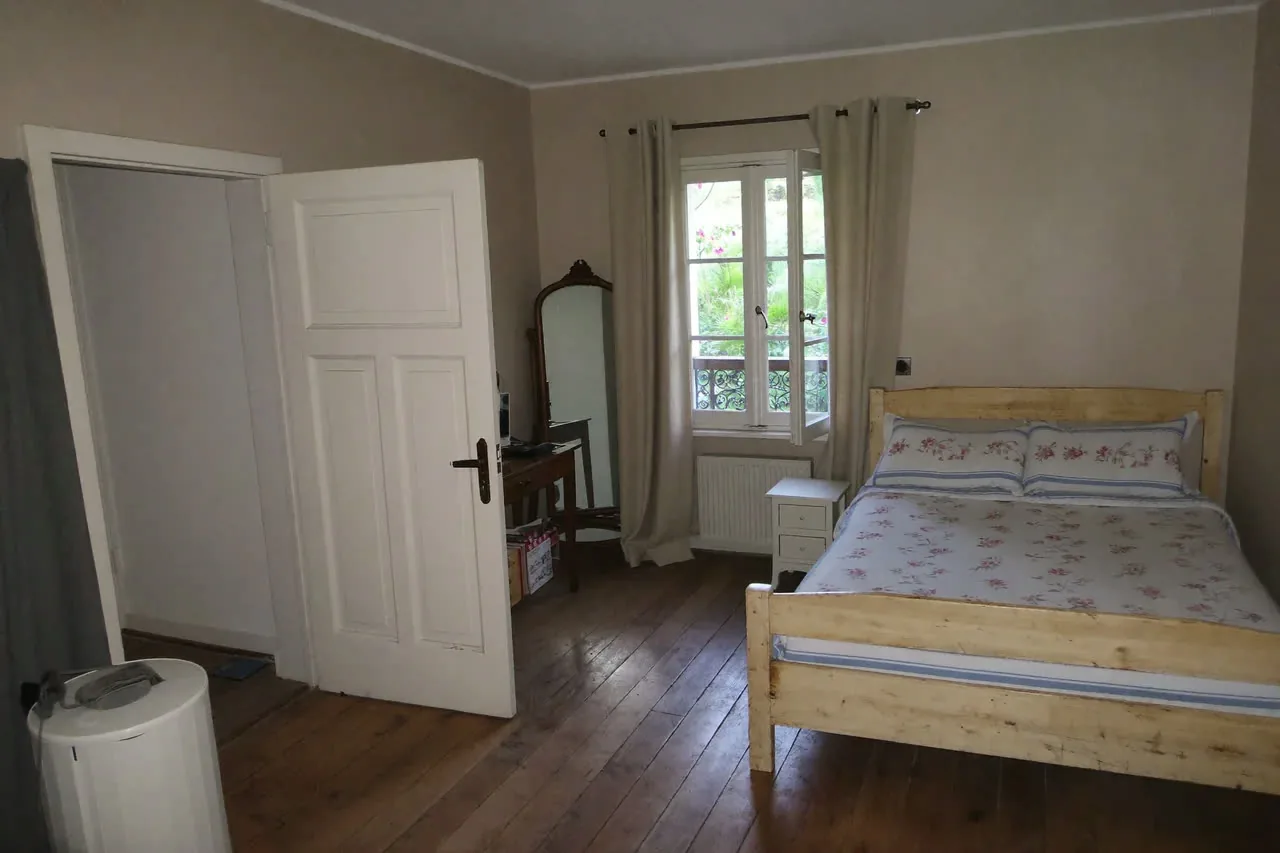 Sloped Ceilings Original